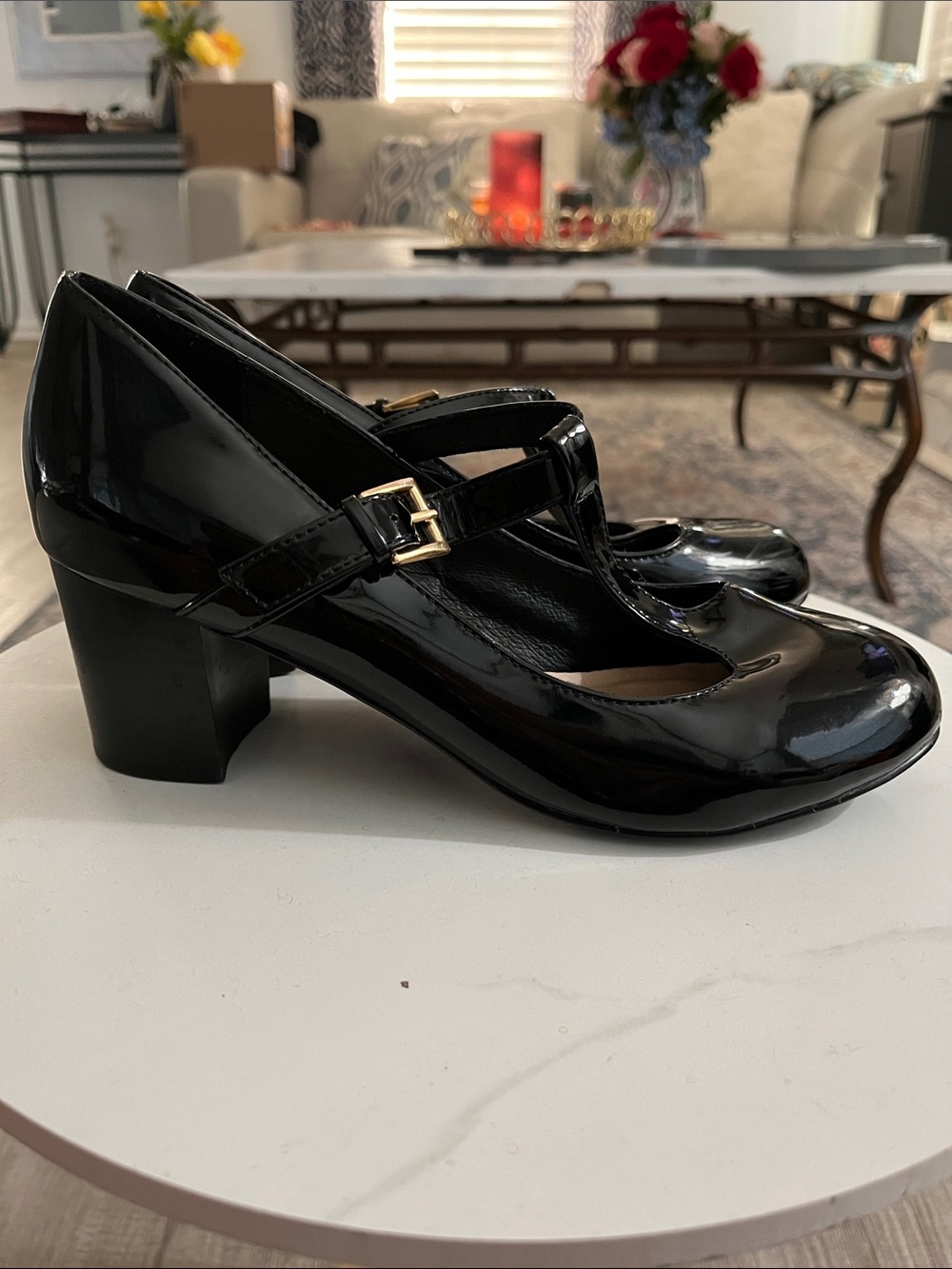 Hush Puppies Black Patent Mary Jane Pumps - Picture 12 of 13